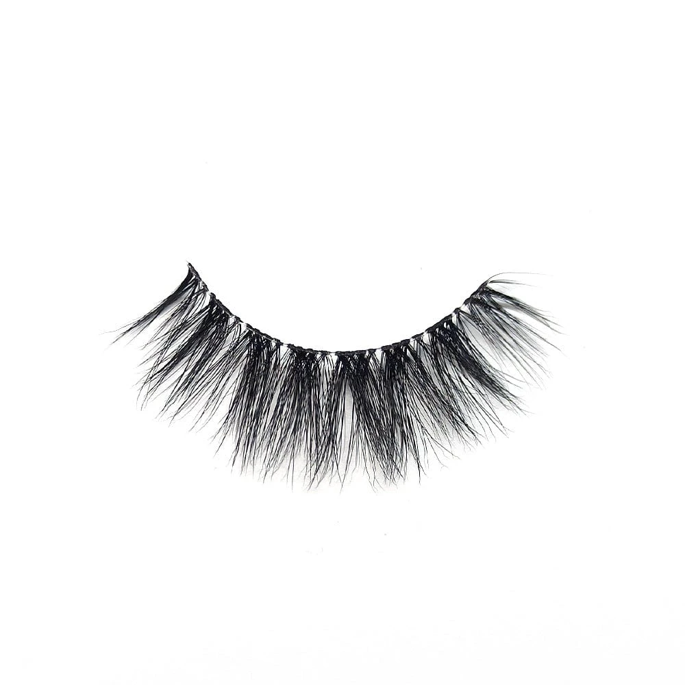 Center Of Attention | Glam False Lashes 5 Center Of Attention | Glam False Lashes - Image 3
