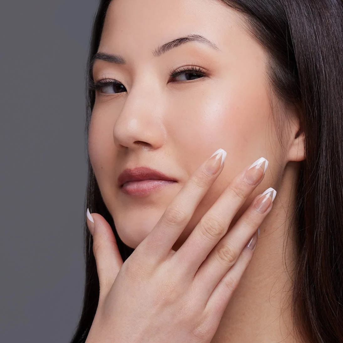 V French Tipped Off | Gloss Medium Coffin Press-On Nails 4 V French Tipped Off | Gloss Medium Coffin Press-On Nails - Image 2