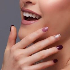 Wine Tasting | Gloss Short Square Press-On Nails